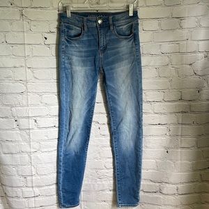 American Eagle Outfitters Super Stretch Hi-Rise Skinny Jegging Crop Jeans Size 4